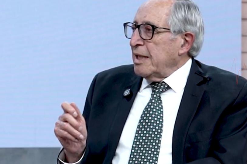 El secretario de Salud David Kershenobich aseguró durante una entrevista que el abasto nacional de vacunas está garantizado para todos los mexicanos.