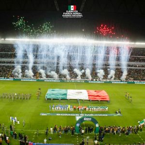 La Presidenta Sheinbaum destacó la importancia de honrar la memoria de los soldados y guardias nacionales caídos en cumplimiento de su deber.