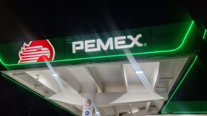 Las oficinas centrales de Pemex coordinan la próxima salida al mercado de valores para recaudar fondos operativos.