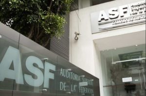 Legisladores integran la comisión encargada de evaluar a los aspirantes durante las comparecencias en el Congreso.