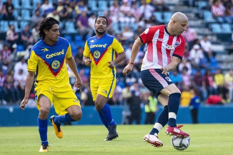El Estadio Andrés Quintana Roo se vestirá de gala para recibir a las máximas figuras del balompié mexicano.