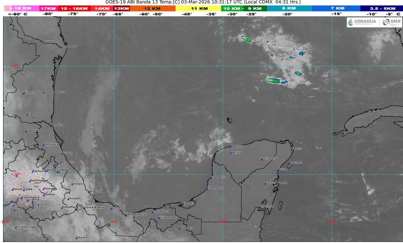 El ingreso de humedad caribeña genera nubosidad densa sobre las playas de Quintana Roo durante esta mañana.