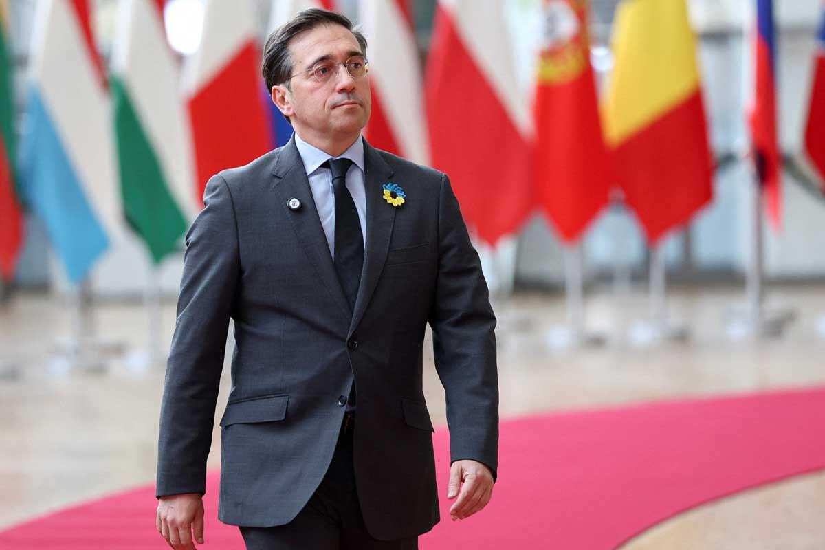 El ministro de Asuntos Exteriores de España ratifica que la soberanía de las bases militares es innegociable frente a conflictos externos.