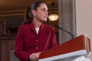 La presidenta de México presenta su visión sobre el futuro del sistema democrático nacional ante el Congreso.