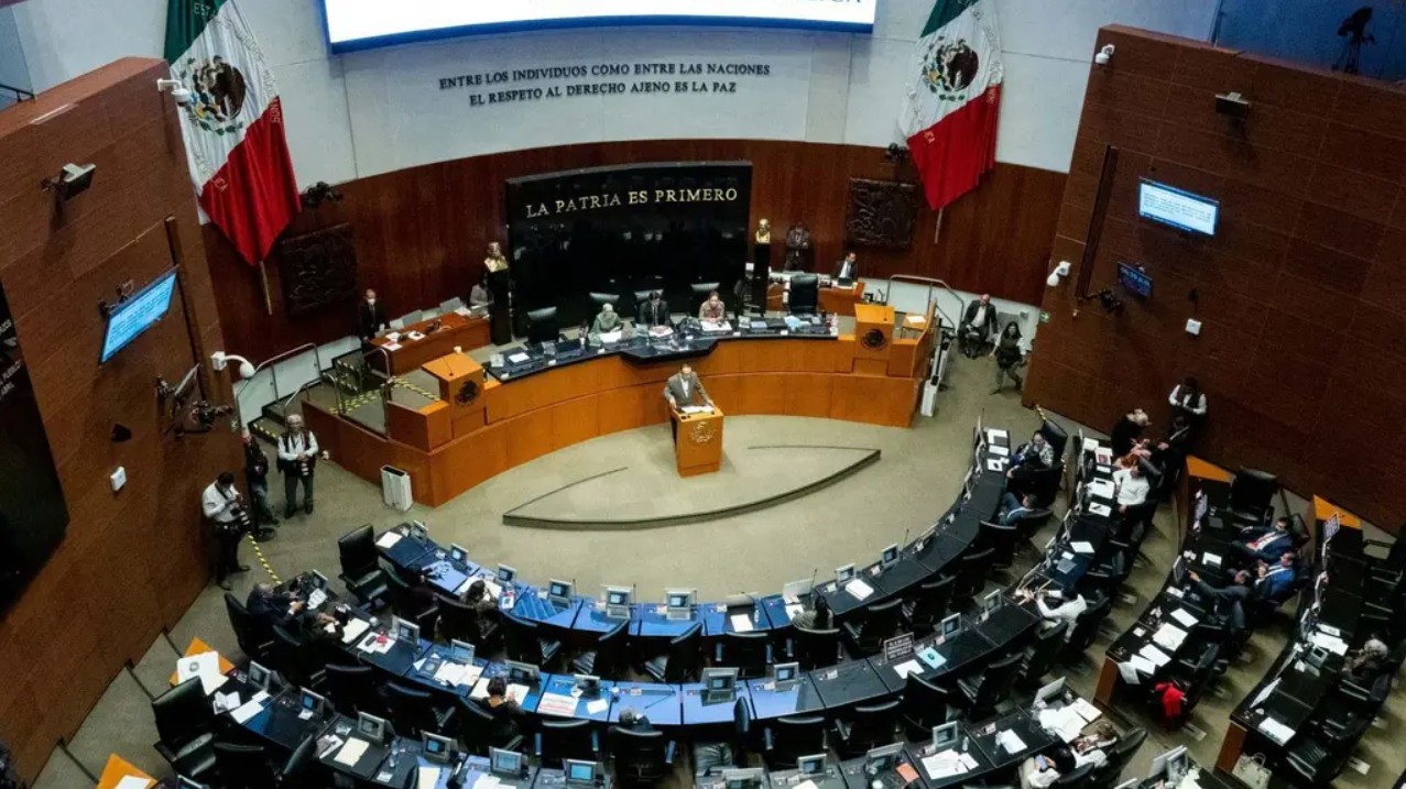 Los senadores Saúl Monreal y Óscar Cantón confirmaron que el dictamen se mantendrá fiel a la iniciativa enviada por la Presidencia.
