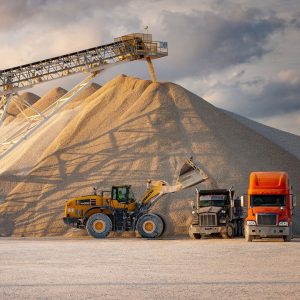 El Gobierno de México mantiene mesas de trabajo con Vulcan Materials para resolver la controversia ambiental generada en el municipio de Solidaridad.