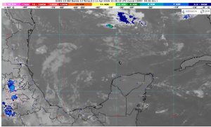 El Clima en Quintana Roo favorece actividades al aire libre con cielos despejados y ambiente muy caluroso en las zonas costeras.