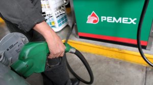 Los tableros de diversas gasolineras en Nuevo León muestran costos superiores a los 25.50 pesos por litro durante esta semana.