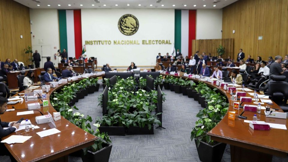 Arturo Chávez obtuvo la calificación más alta en el examen de conocimientos para integrarse al consejo general.