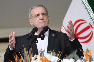 El gobierno iraní advierte que los ataques militares anularán cualquier intento de diálogo diplomático para pacificar la región.