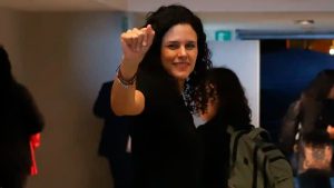 Militantes de Morena durante una asamblea informativa previa al evento nacional.