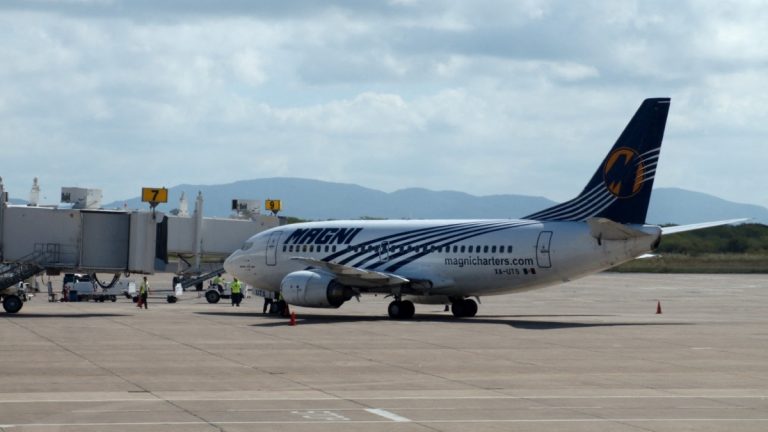 El delegado de Profeco en Cancún, José Luis Pineda, anunció el inicio de los trámites legales contra la aerolínea.