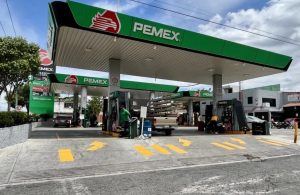 Exigen jubilados de Pemex respeto a la reforma de pensiones