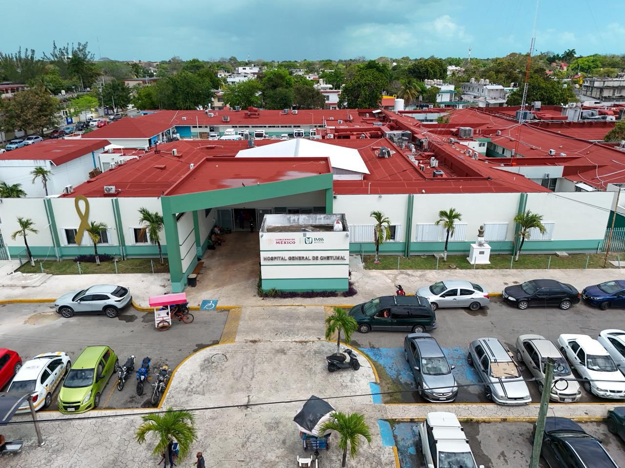 El edificio del actual Hospital General de Chetumal se prepara para recibir a cientos de estudiantes de salud.