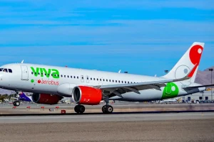 Viva optimiza vuelos para mitigar costos de turbosina