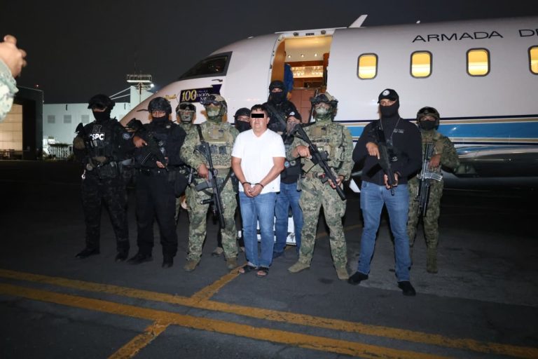 Audias Flores Silva fue localizado mientras intentaba huir por los ductos pluviales cercanos a una carretera federal en el estado de Nayarit.