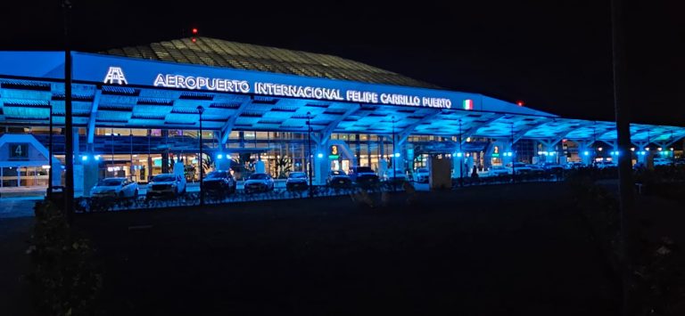 Las salas de espera del Aeropuerto Internacional de Tulum lucen con menor afluencia debido a la cancelación de diversas rutas internacionales.