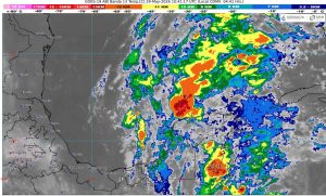 Las intensas lluvias en Quintana Roo mantendrán bajo alerta a los municipios de la zona norte debido al riesgo de encharcamientos.