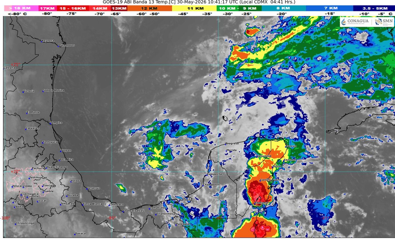 Los puertos de la entidad permanecen en vigilancia ante el incremento del oleaje por las lluvias en Quintana Roo.