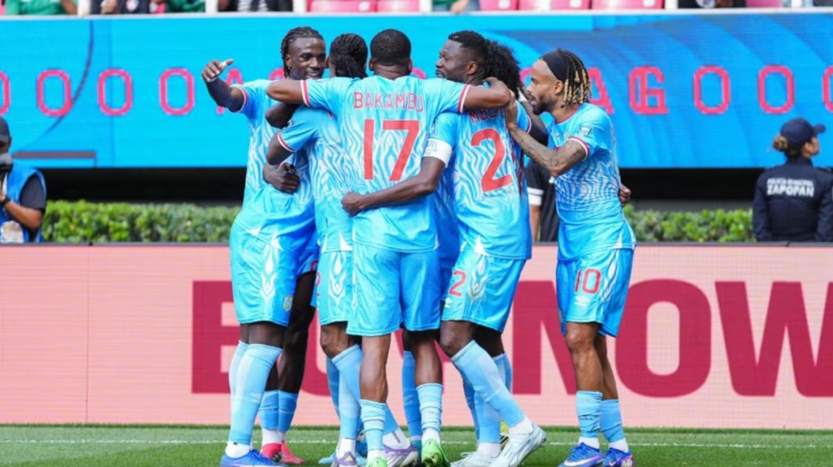 La selección de Congo entrena en Europa bajo la estricta mirada de las autoridades sanitarias debido a la alerta de ébola.
