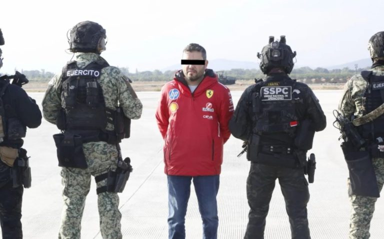 Omar García Harfuch crimen organizado: El Secretario de Seguridad Federal reportó la detención de 85 servidores públicos coludidos con la delincuencia.