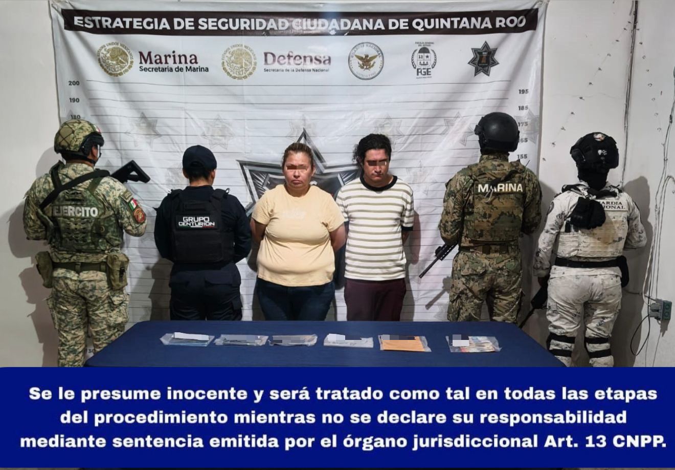 Las autoridades aseguraron dinero en efectivo y teléfonos celulares tras la detención de la pareja en la colonia Centro.