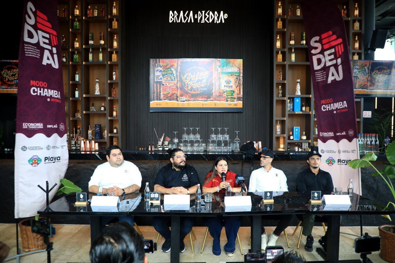 La secretaria Estefanía Hernández Flores encabeza la presentación oficial del festival gastronómico ante los medios de comunicación.