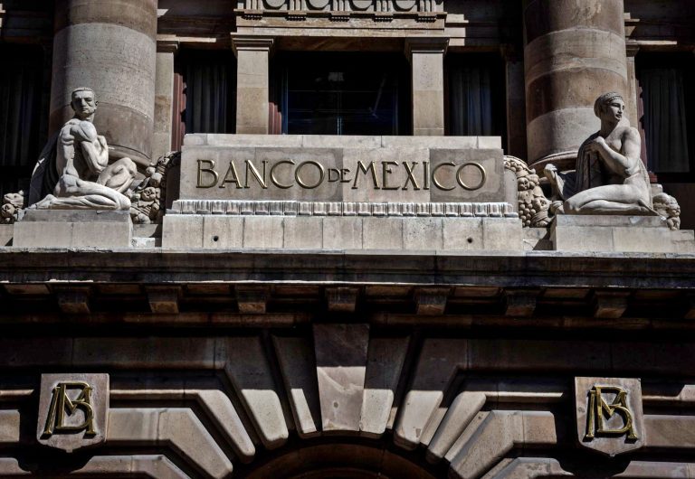 La Junta de Gobierno del Banco de México anunció el fin del ciclo de recortes iniciado hace más de dos años.