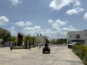 La Fiscalía Estatal de Quintana Roo investiga homicidio culposo en el trágico derrumbe de residencial de Cancún