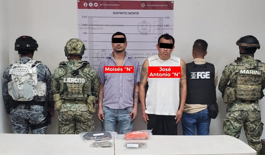 Fuerzas federales y estatales resguardaron los perímetros habitacionales durante la aplicación de las órdenes de cateo en Quintana Roo.