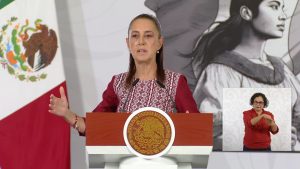 La presidenta Claudia Sheinbaum desmiente los rumores sobre financiamiento directo a la dirigencia de la coordinadora magisterial.