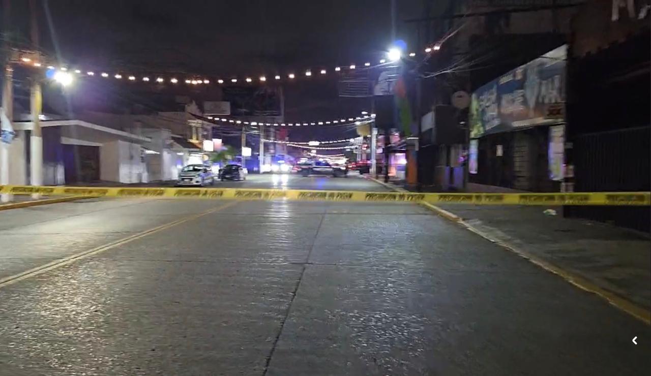Familiares y comunicadores exigen la localización con vida de la reportera Roxana Berenice Guzmán Ramírez tras días de su desaparición.