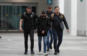 Las autoridades ministeriales trasladaron al detenido desde el Estado de México para presentarlo ante el juez de control local.