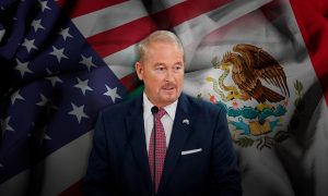 El embajador Ronald Johnson defendió los resultados de la cooperación bilateral tras las críticas por las solicitudes de extradición de México.