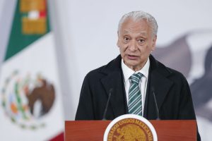 Detienen al exdirector de Pemex Víctor Rodríguez Padilla en la CDMX