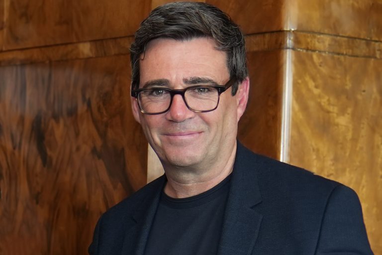 El Partido Laborista en Reino Unido renovó su liderazgo con el nombramiento de Andy Burnham para encabezar el gobierno británico.