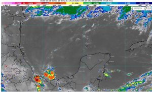 Las costas del estado registran oleaje elevado debido a los efectos del viento y la cercanía de la onda tropical.