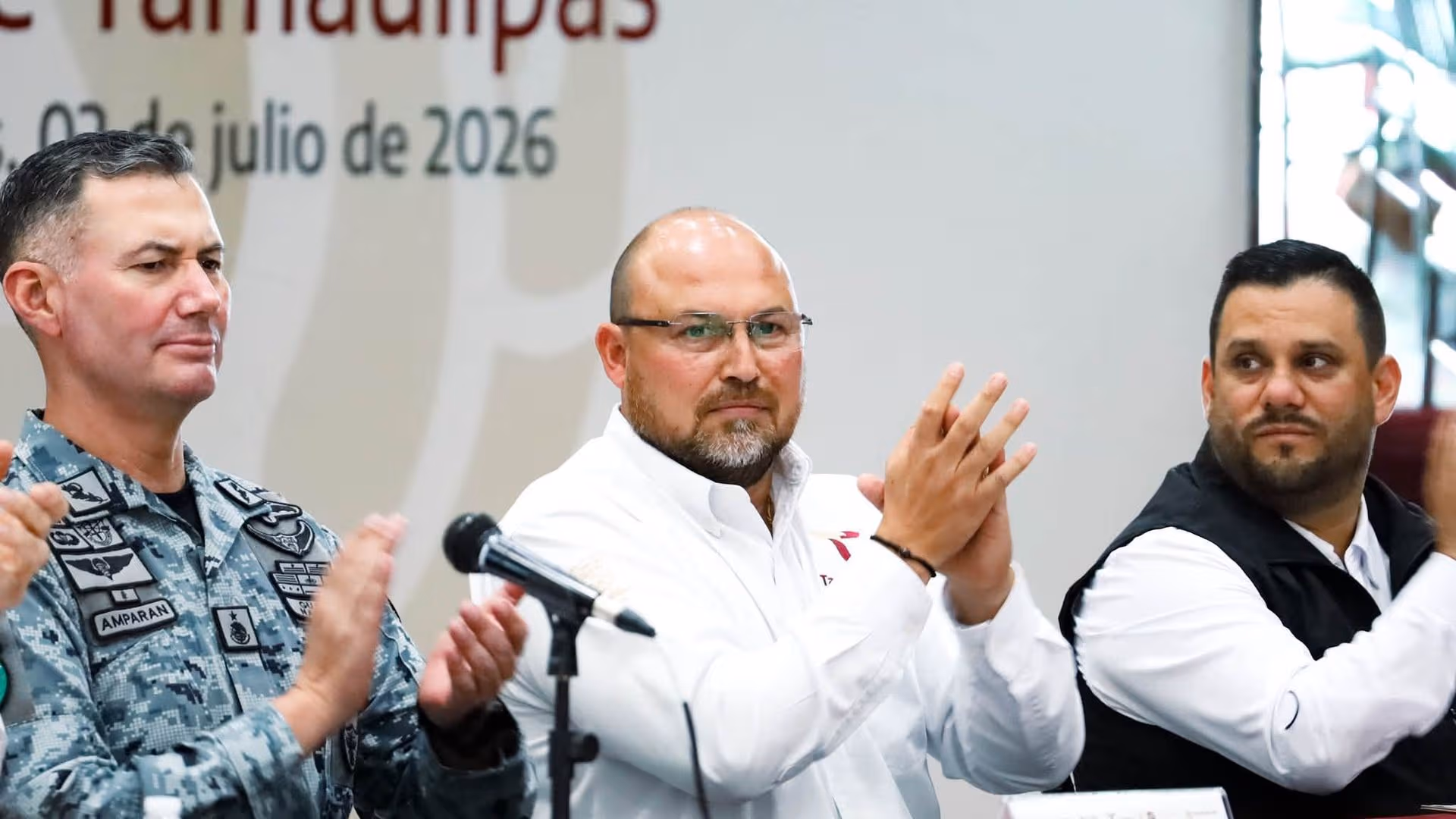 Investigaciones documentan la entrega de contratos millonarios vinculados a la red de contrabando de combustible en Tamaulipas.