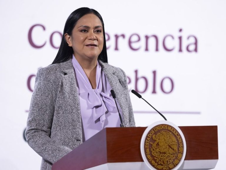 Conferencia de prensa donde la dirigencia de Morena anunció las acciones sancionatorias correspondientes.