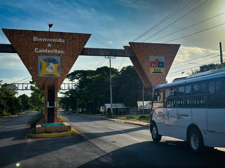 Unidades del programa Tu Ruta Chetumal iniciando operaciones para la comunidad de Calderitas.