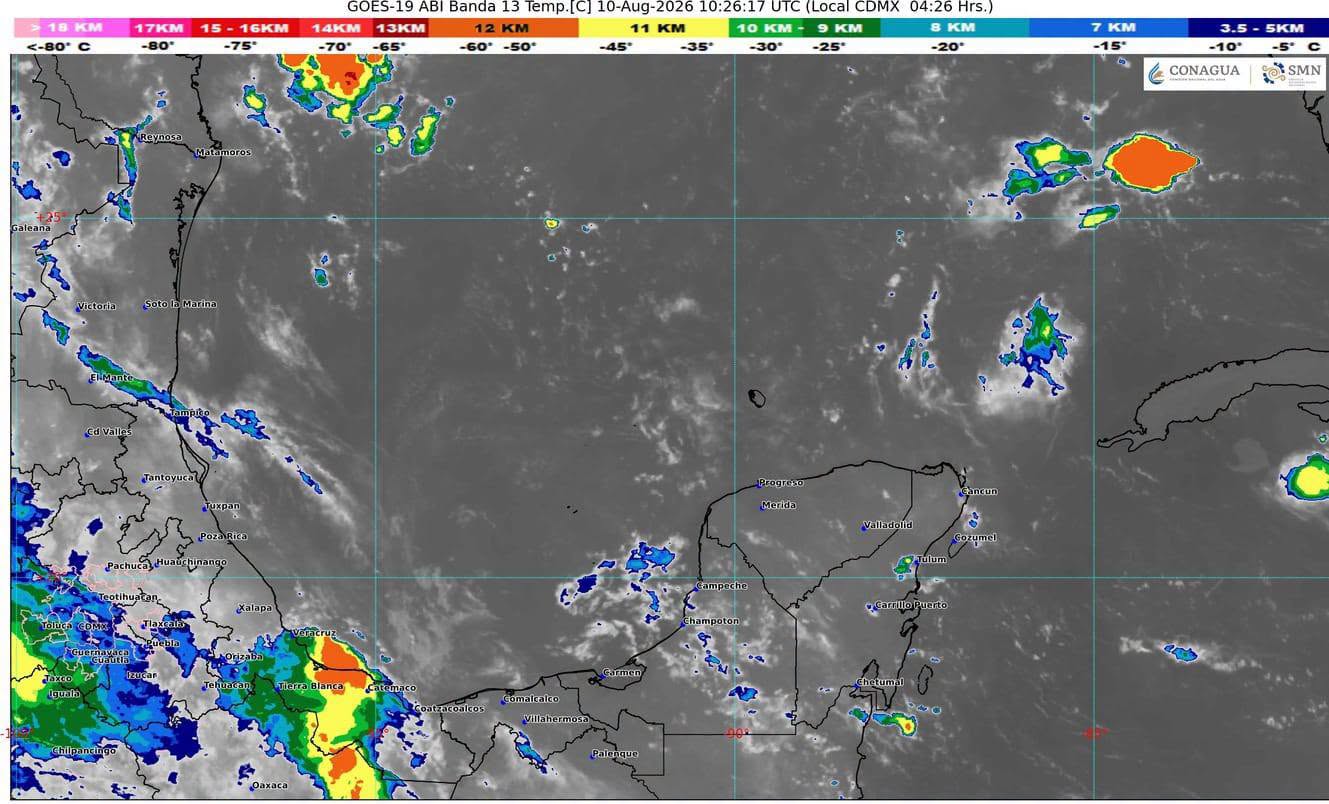 Las costas de Quintana Roo registrarán oleajes de hasta cuatro pies debido a los vientos dominantes del mar Caribe.