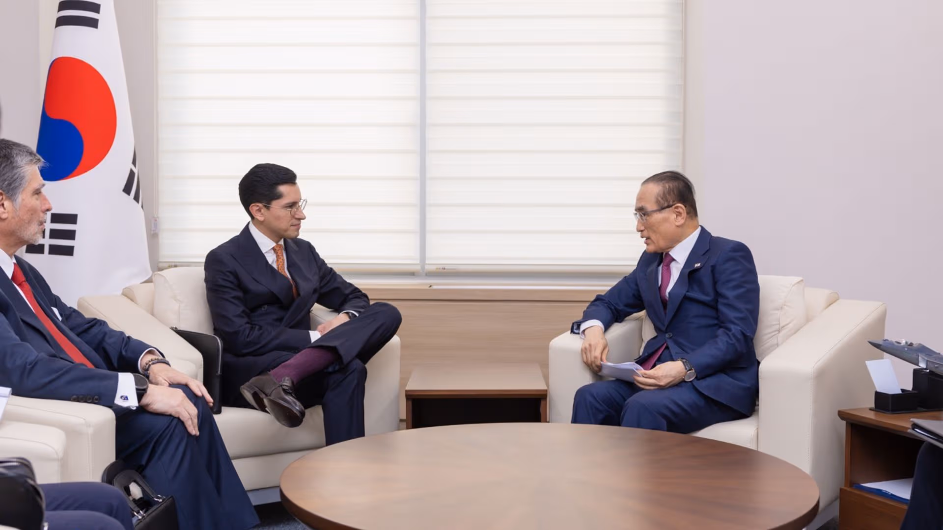 Los cancilleres Roberto Velasco y Cho Hyun afinaron los detalles del Plan de Acción 2026-2030 para estrechar las relaciones bilaterales.
