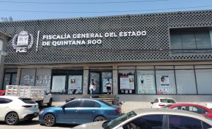 Critican falta de guardia nocturna en la Fiscalía de Feminicidios en Cancún