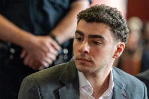 Luigi Mangione aceptó su responsabilidad en el tiroteo contra el directivo de UnitedHealthcare ante la jueza Margaret Garnett.