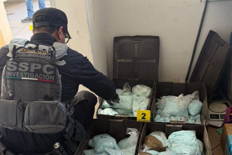 Fuerzas federales y autoridades estatales aseguraron un inmueble en Mexicali vinculado a la célula delictiva conocida como Los Rusos.