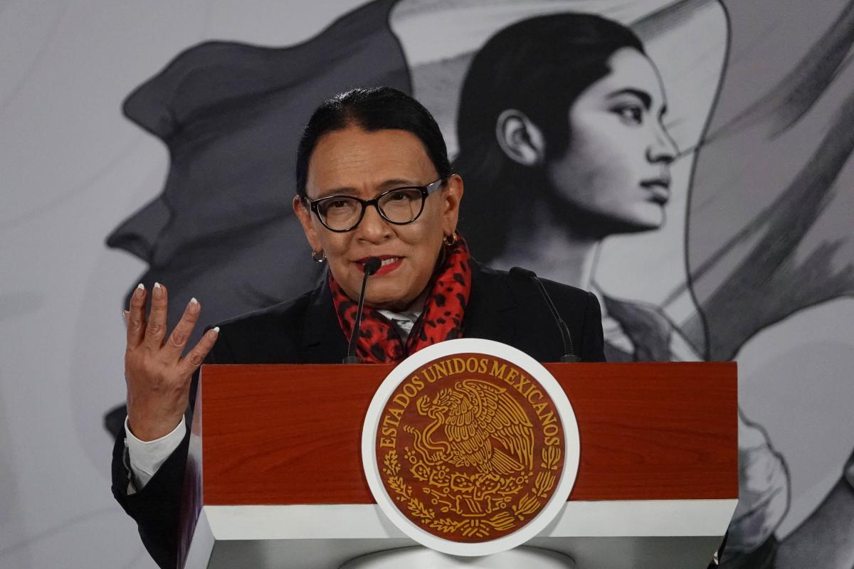 La secretaria de Gobernación encabezó la conferencia matutina ante la ausencia de la presidenta Claudia Sheinbaum.