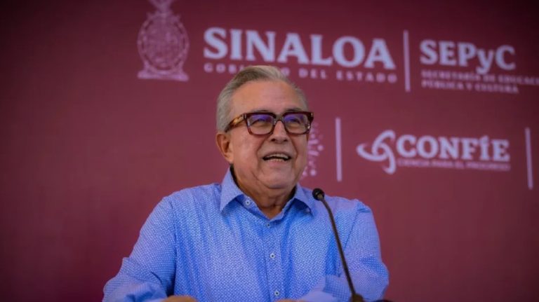 El gobernador Rubén Rocha Moya anunció su reincorporación al Poder Ejecutivo de Sinaloa tras concluir las investigaciones.