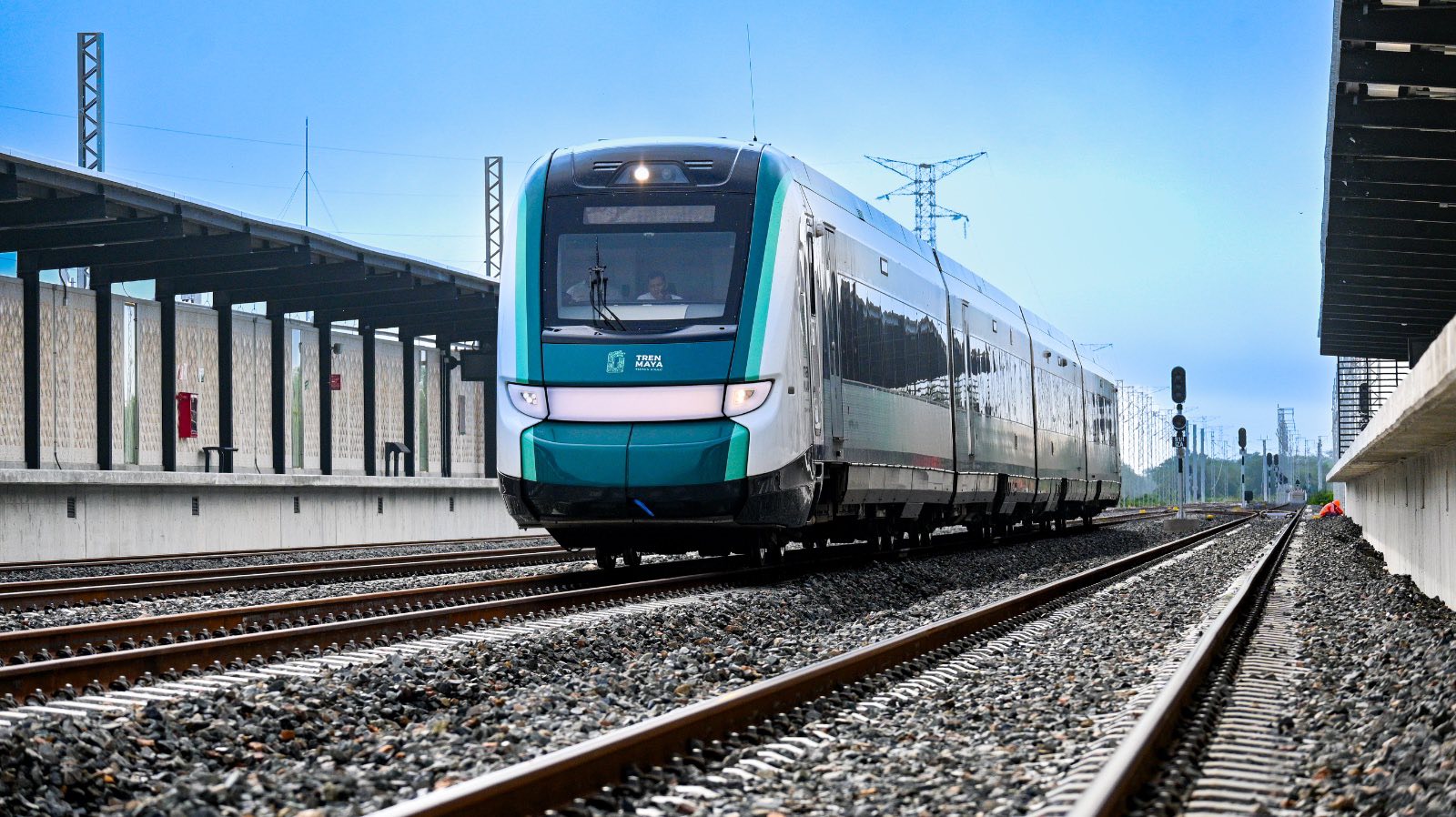 Integrantes del colectivo Sélvame del Tren advierten sobre las severas pérdidas financieras y el colapso económico del Tren Maya.