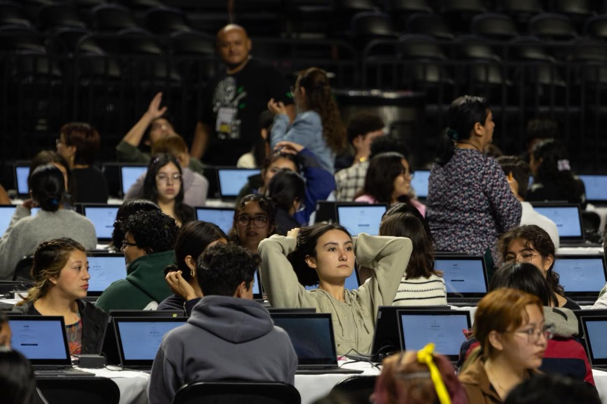 La Comisión Técnica de la Universidad Nacional Autónoma de México revisa los expedientes para emitir su dictamen a principios de septiembre.