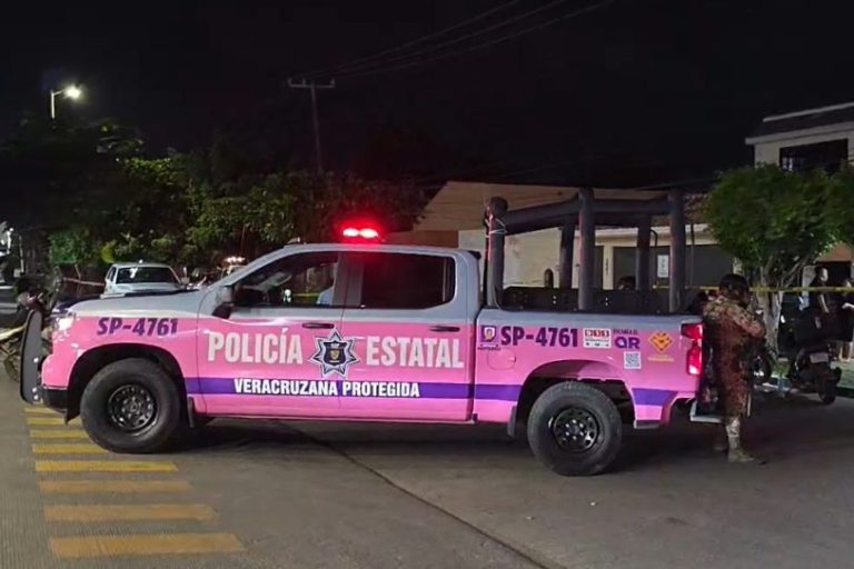 Fuerzas de seguridad de los tres órdenes de gobierno desplegaron un operativo en Poza Rica tras la agresión contra comunicadores.